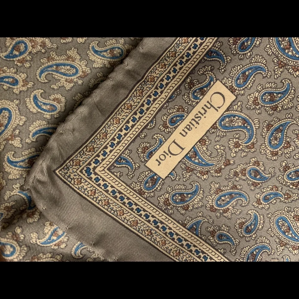 Dior scarf